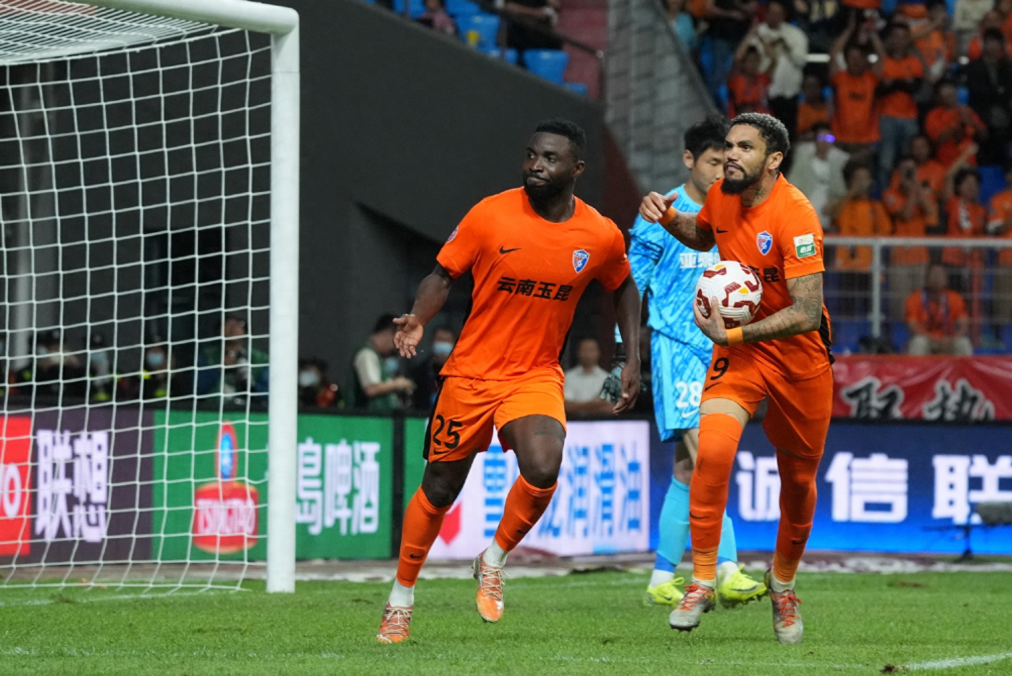 门希克荣获,大师赛男单,冠军,Nba篮球即时比分,NBA赛事比分,NBA篮球赛事数据,NBA比赛平台,篮球赛事资讯