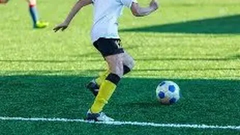 尹鸿博职业生涯告别战：中超生涯落幕，伤病引退疑云待解！